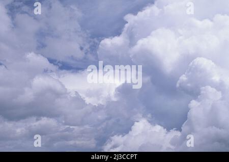 Hail storm. Dramatic cloud formation in sky before a hailstorm, rain and thunderstorm  Low-level cumulus clouds in dramatic sky. Extreme weather USA Stock Photo