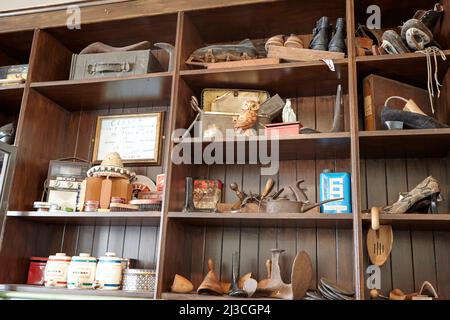old shoemaking tools in the cobblers bar at the wyatt hotel westport county mayo republic of ireland Stock Photo