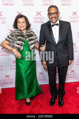 April 5, 2022, New York, New York, United States: Loida Nicolas Lewis (L)attends Dance Theatre of Harlem: Vision gala honoring Debbie Allen at City Center  (Credit Image: © Lev Radin/Pacific Press via ZUMA Press Wire) Stock Photo