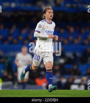 London, UK. 06th Apr, 2022. 06 April 2022 - Chelsea v Real Madrid - UEFA Champions League - Quarter Final - First Leg - Stamford Bridge Luca Modric during the Champions League match against Chelsea Picture Credit : Credit: Mark Pain/Alamy Live News Stock Photo
