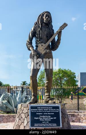 Bob Marley Statue in Independence Park, Kingston, Jamaica, Greater Antilles, Caribbean Stock Photo