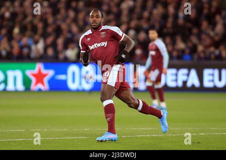 London, UK. 07th Apr, 2022. Michail Antonio of West Ham United in action during the game. UEFA Europa league match, quarter-final 1st leg, West Ham Utd v Lyon at the London Stadium, Queen Elizabeth Olympic Park in London on Thursday 7th April 2022. this image may only be used for Editorial purposes. Editorial use only, license required for commercial use. No use in betting, games or a single club/league/player publications. pic by Steffan Bowen/Andrew Orchard sports photography/Alamy Live news Credit: Andrew Orchard sports photography/Alamy Live News Stock Photo