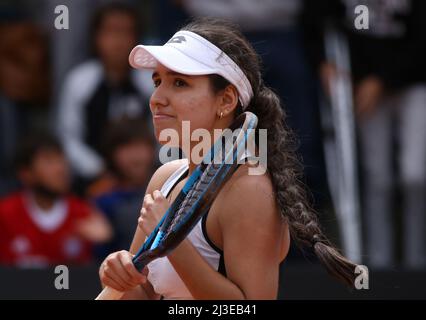 Bogota, Colombia. 7th Apr, 2022. MarÃ-a Camila Osorio de Colombia celebra su paso a los cuartos de final tras derrotar a Ä°pek Ã-z de TurquÃ-a en la Copa Colsanitas WTA el 7 de abril de 2022 en BogotÃ¡, Colombia. (Credit Image: © Daniel Garzon Herazo/ZUMA Press Wire) Stock Photo