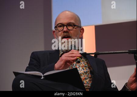 Cologne, Germany. 06th Apr, 2022. Journalist and author Thomas Böhm reads at Lit.Cologne, the international literature festival Credit: Horst Galuschka/dpa/Alamy Live News Stock Photo