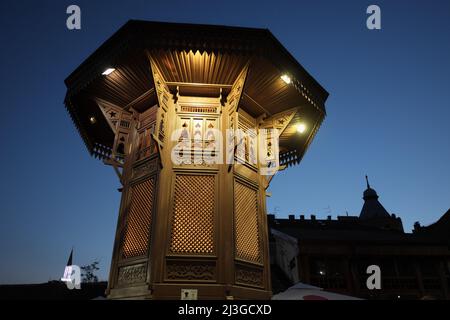 Sebilj wooden fountain in the centre of Bascarsija square in Sarajevo at night, Bosnia and Herzegovina Stock Photo