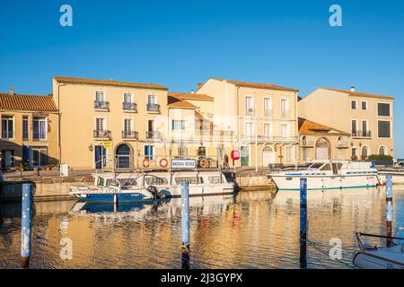 France, Herault, Marseillan, village on the banks of the Etang de Thau, port of Marseillan-Ville Stock Photo