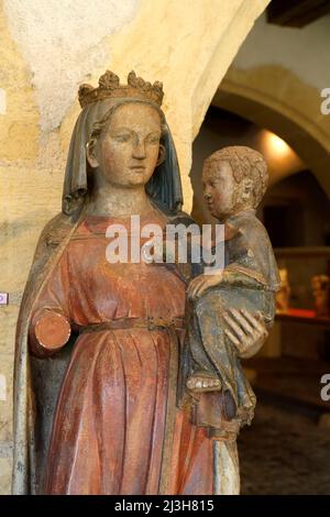 France, Moselle, Metz, the museum of the Cour d'Or-Metz Metropole, the Attic of Chèvremont, Virgin and child, 14th century Stock Photo