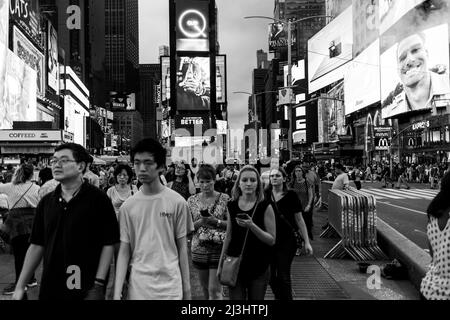 49 Street, New York City, NY, USA, Lots of People at Times Square at night Stock Photo