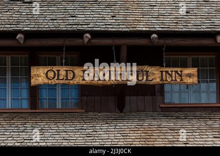 Old Faithful Inn sign in Yellowstone National Park, Wyoming, USA Stock Photo