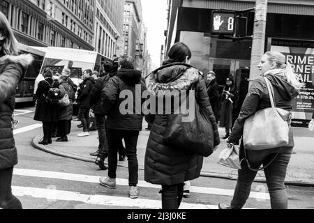 7 AV/W 37 ST, New York City, NY, USA, Street Photography - the people of New York Stock Photo