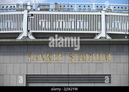 New York, USA. 08th Apr, 2022. View of Yankee Stadium from the a subway platform on Yankee opening day 2022, in the Bronx borough of New York City, NY, April 8, 2022. The Yankee's inaugural 2022 game was played against longtime rivals the Boston Red Sox. (Photo by Anthony Behar/Sipa USA) Credit: Sipa USA/Alamy Live News Stock Photo