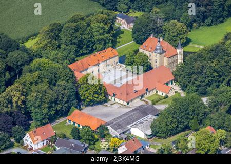 Aerial view, Heeren Castle in Heeren-Werve, Kamen, Ruhr Area, North Rhine-Westphalia, Germany, DE, Europe, Gräfte, Haus Heeren, aerial view, aerial ph Stock Photo