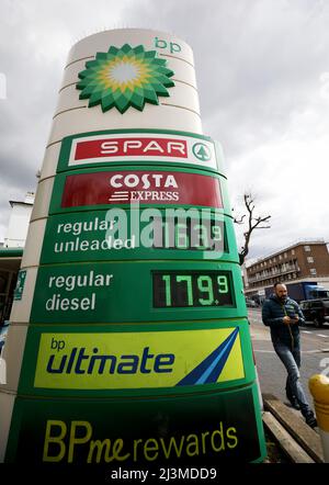 London, UK. 8th Apr, 2022. A man walks past a petrol station in London, UK, April 8, 2022. Oil prices rose on Friday, but suffered a fall for the week. The West Texas Intermediate (WTI) for May delivery added 2.23 U.S. dollars, or 2.3 percent, to settle at 98.26 U.S. dollars a barrel on the New York Mercantile Exchange. Brent crude for June delivery increased 2.2 dollars, or 2.2 percent, to close at 102.78 dollars a barrel on the London ICE Futures Exchange. Credit: Li Ying/Xinhua/Alamy Live News Stock Photo