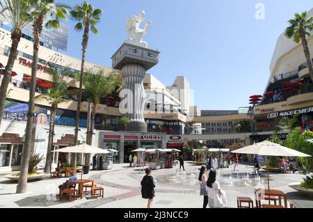 Hollywood and Highland Shopping Mall, Hollywood, Los Angeles, California, USA. Stock Photo