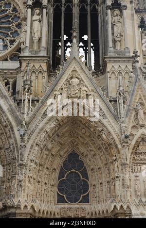 Detail of the west facade of the Reims Cathedral (Cathédrale Notre-Dame de Reims) in Reims, France. Stock Photo