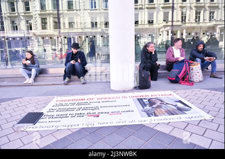 London, UK. 09th Apr, 2022. Speakers Piers Corbyn at the Students against Tyranny at Imperial College London, UK - 9 April 2022. Credit: Picture Capital/Alamy Live News Stock Photo