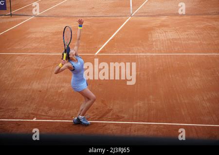 Bogota, Colombia. 7th Apr, 2022. Dayana Yastremska of Ukraine in her game against Laura Pigossi of Brazil, at the WTA Tournament Copa Colsanitas. Dayana along with her sister Ivana, left their country on February 25, separating from their parents. After escaping their country they would arrive in Lyon with her sister to dispute Lyon with an invitation to play together in doubles. She would arrive on Monday April 4th but unfortunately lost her game today in the quarterfinals. (Credit Image: © Daniel Garzon Herazo/ZUMA Press Wire) Stock Photo