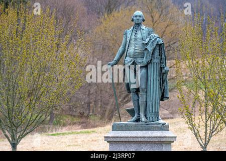 Statue of George Washington (Army General and first U.S. President) on the property of his headquarters at Valley Forge in Pennsylvania. (USA) Stock Photo