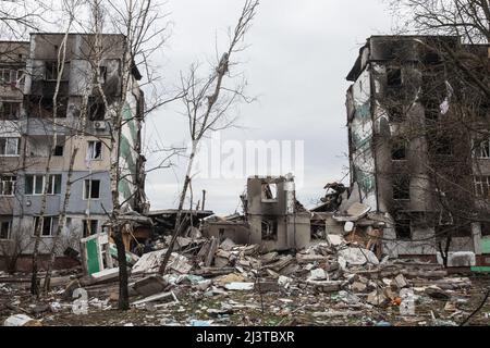 Borodyanka, Ukraine. 06th Apr, 2022. Chaos and devastation on the streets of Borodyanka as a result of the attack of Russian invaders. Captured by Russian troops in early March, Borodyanka was released from the Ukrainian Armed Forces a month later. It is still unknown how many people died in the village during this time, but according to previous statements by the Ukrainian authorities, it suffered the greatest destruction of all settlements in the suburbs of the capital. Credit: SOPA Images Limited/Alamy Live News Stock Photo