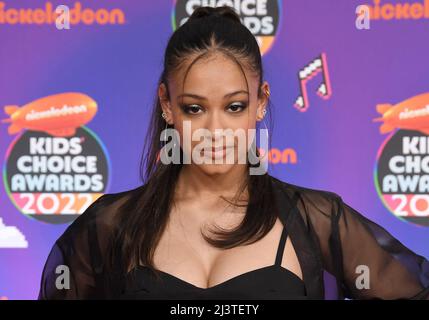 Los Angeles, USA. 09th Apr, 2022. Isabel Gonzalez arrives at the 2022 Nickelodeon Kid's Choice Awards held at the Barker Hangar in Santa Monica, CA on Saturday, ?April 9, 2022. (Photo By Sthanlee B. Mirador/Sipa USA) Credit: Sipa USA/Alamy Live News Stock Photo