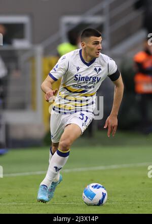 Milan, Italy, 9th April 2022. Bosko Sutalo of Hellas Verona during the Serie A match at Giuseppe Meazza, Milan. Picture credit should read: Jonathan Moscrop / Sportimage Stock Photo