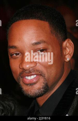 Will Smith attends the premiere of 'I Am Legend' at Madison Square Garden in New York City on December 11, 2007.  Photo Credit: Henry McGee/MediaPunch Stock Photo