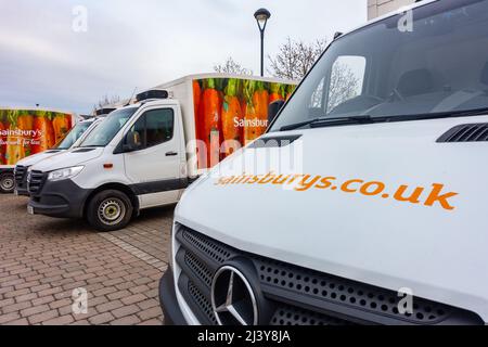 a-mercedes-van-of-sainsburys-home-delivery-service-stock-photo-alamy