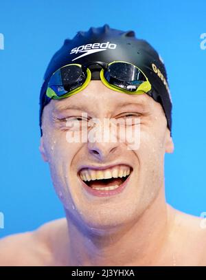 Luke Greenbank in action during the Men's 200m Backstroke Paris Final ...