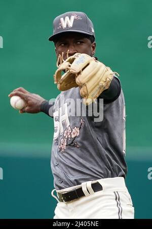 Washington, USA. 10th Apr, 2022. WASHINGTON, DC - APRIL 10: Washington Nationals shortstop Lucius Fox (26) warms up before a MLB game between the Washington Nationals and the New York Mets, on April 10, 2022, at Nationals Park, in Washington, DC. (Photo by Tony Quinn/SipaUSA) Credit: Sipa USA/Alamy Live News Stock Photo