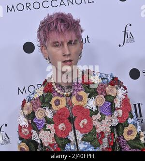 Beverly Hills, Unites States. 10th Apr, 2022. Machine Gun Kelly attends the Daily Front Row's Sixth annual Fashion Los Angeles Awards at the Beverly Wilshire in Beverly Hills, California on Sunday, April 10, 2022. Photo by Jim Ruymen/UPI Credit: UPI/Alamy Live News Stock Photo