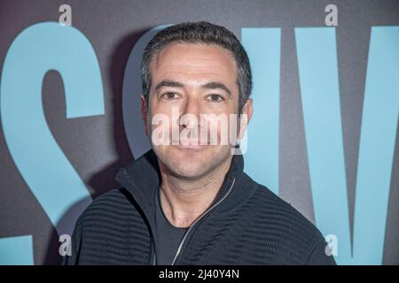 David Alan Basche attends 