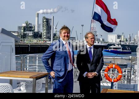 Rotterdam, Netherlands. 12th Apr, 2022. 2022-04-12 11:02:25 ROTTERDAM - King Willem-Alexander on board the Z8 during a visit to the port of Rotterdam. The theme of the visit was the energy transition in the port, the role of the Maasvlakte and hydrogen ambitions. ANP POOL ROBIN UTRECHT netherlands out - belgium out Credit: ANP/Alamy Live News Stock Photo