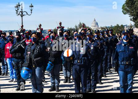 Rome, Italy. 12th Apr, 2022. Rome, Celebration for the 170th anniversary of the Pictured Police Corps: Credit: Independent Photo Agency/Alamy Live News Stock Photo