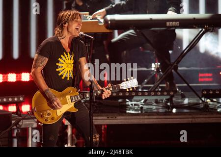 Nashville, Tenn. - April 11, 2022 Keith Urban performs during the 2022 CMT Awards on April 11, 2022 at Municipal Auditorium in Nashville, Tenn. Credit: Jamie Gilliam/The Photo Access Stock Photo