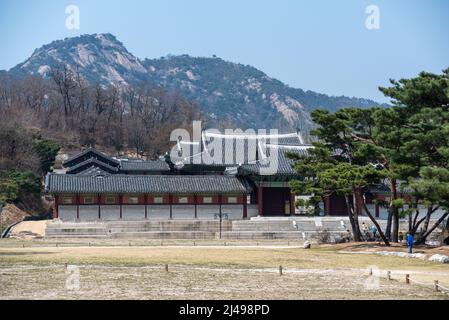 Gyeonghui Palace Gyeonghuigung built by the Joseon Dynasty in Seoul, capital of South Korea on 3 April 2022 Stock Photo