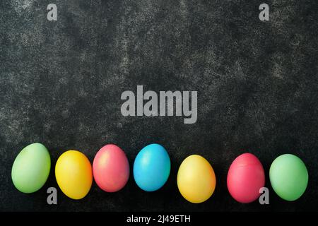Easter eggs. Dyed Easter eggs with marble stone effect ref and blue ...