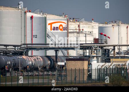 Duisport, Port of Ruhrort, Oil Island, TanQuid tank farm, for petroleum products, chemical products, petrochemical products, liquefied gas, Duisburg, Stock Photo