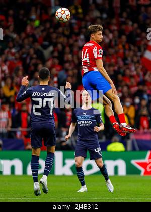 Atletico Madrid - LaLiga: Marcos Llorente's master plan to propose to his  girlfriend at the Wanda Metropolitano