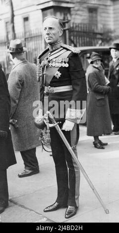 Lord Londonderry on his way to the Palace. The king holds his first levee at Buckingham Palace. March 18, 1936. (Photo by Keystone). Stock Photo