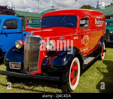 1937-budweiser-delivery-truck-