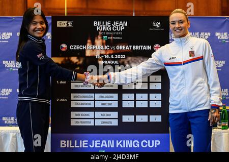 Prague, Czech Republic. 14th Apr, 2022. Czech Tereza Martincova (right) shakes hand with Emma Raducanu of Great Britain during the lots drawn for Britain vs Czechia women's tennis qualification matches of Billie Jean King Cup tournament, Czech Republic, April 14, 2022. Credit: Michal Kamaryt/CTK Photo/Alamy Live News Stock Photo