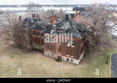 Ruined building at Fort Wayne, Detroit, MI, USA Stock Photo