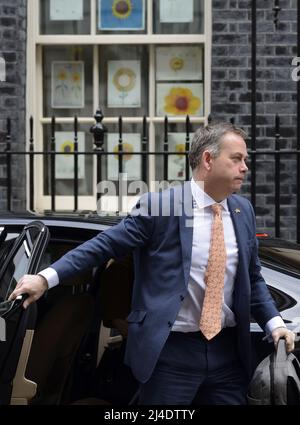 Nigel Adams MP (Con: Selby and Ainsty) Minister of State (Minister without Portfolio) arriving in Downing Street, 13th April 2022 Stock Photo