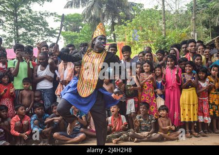 Hoogly, India. 12th Apr, 2022. A cosplayer is seen performing during the Gajan festival at Hooghly. Gajan is a Hindu festival celebrated mostly in West Bengal as well as southern part of Bangladesh during the end of the month of Ã¬ChaitraÃ® of the Bengali calendar followed by another festival named Ã¬CharakÃ®. This festival is mainly worshipping Hindu Lord Shiva and Parvati before the start of the harvesting season. Gajan is actually connected to the people who are related to the agricultural community, directly or indirectly. People celebrate by performing rituals such as face painting and Stock Photo