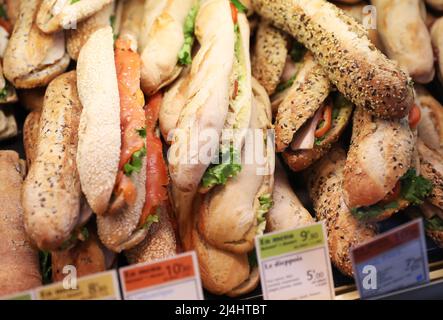 Paris, France. 15th Apr, 2022. Sandwiches are seen at a bakery in Paris, France, April 15, 2022. France's Consumer Price Index (CPI) increased by 4.5 percent in March on an annual basis, reaching its highest since December 1985, statistics from the French National Institute of Statistics and Economics Studies (INSEE) showed on Friday. Credit: Gao Jing/Xinhua/Alamy Live News Stock Photo