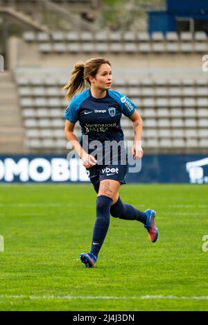 Tess Laplacette of Paris FC during the Women's French championship D1 Arkema football match between Paris FC and Montpellier HSC on April 15, 2022 at Charlety stadium in Paris, France - Photo: Antoine Massinon/DPPI/LiveMedia Stock Photo