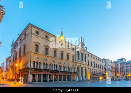 Vicenza, Italy, August 29, 2021: Sunrise over church of St. Vincent at the Piazza dei Signori square in the Italian town Vicenza. Stock Photo