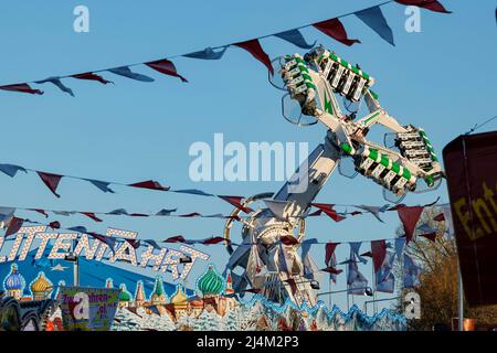 Nuremberg, Germany. 16th Apr, 2022. Overview of the Nuremberg Spring Festival. The folk festival was first held in 1826 in honor of King Ludwig I of Bavaria. Credit: Daniel Löb/dpa/Alamy Live News Stock Photo