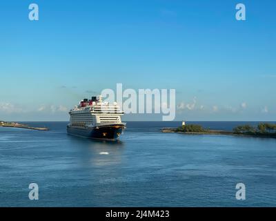 Nassau, Bahamas - October 13, 2021:  The Disney cruise ship sailing into Nassau, Bahamas port for the day. Stock Photo