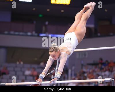 Fort Worth, TX, USA. 16th Apr, 2022. Florida's Riley McCusker competes on the uneven parallel bars during the Finals of the 2022 NCAA National Collegiate Women's Gymnastics Championships at Dickies Arena in Fort Worth, TX. Kyle Okita/CSM/Alamy Live News Stock Photo